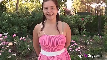play Women having sex with dogs and ass movies xnxx blowjob in the park