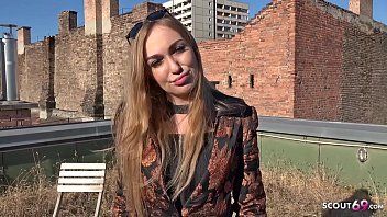 play La modella liza fa sesso anale per soldi