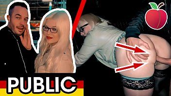 play Hentai con dos amateurs haciendo xxx en un banco en público