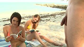 play Xxx anal mit einer Hure, die dafür bezahlt wird, Sex zu haben und Blowjobs und Handjobs wie ein Profi zu geben