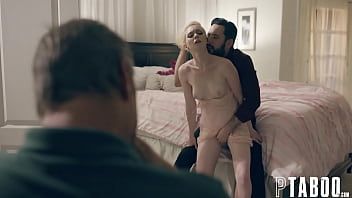 play Sie hat in Sachen Sex alles, was sie von diesem Mann will