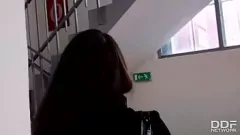 play Euro Stranger Baño Mamada Con Garganta Profunda Y Semen En La Boca